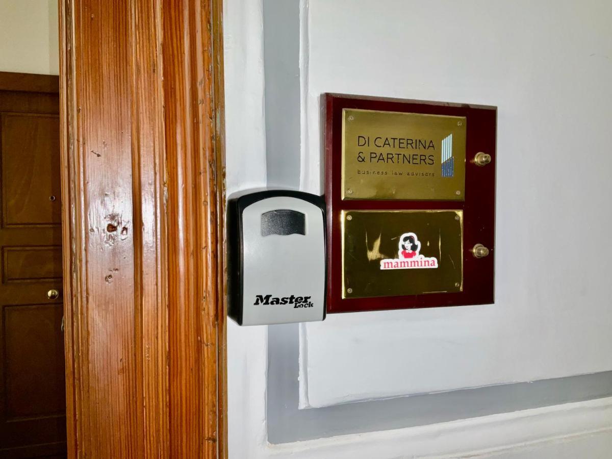 Mammina Home Napoli Dış mekan fotoğraf